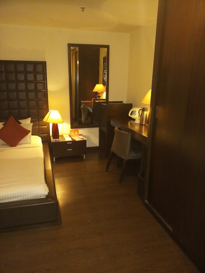 The Seventeen Degrees Hotel Dhanbād المظهر الخارجي الصورة